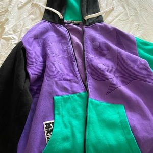 New no tags atomic ski hoodie.  Mens large